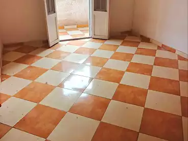شقق للبيع في البيطاش، العجمي، 80 متر
