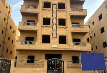 عقارات للبيع - 3 غرف - بالدور 2