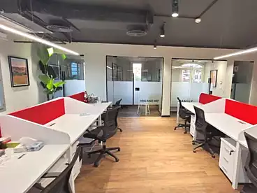 Administrative For rent - 6 rooms - floor 5