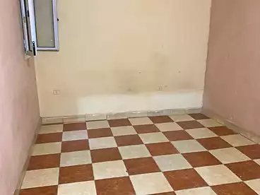 Studio For rent - 2 rooms - floor 1