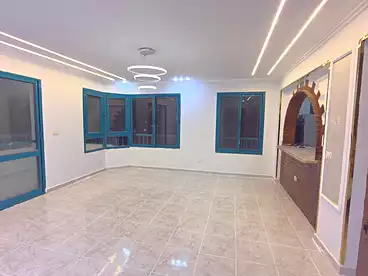 Apartments For sale - 2 rooms - floor 5