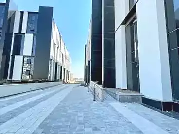 مكاتب للإيجار في سنتر فيل - كمبوند هايد بارك، كمبوند هايد بارك، 128 متر