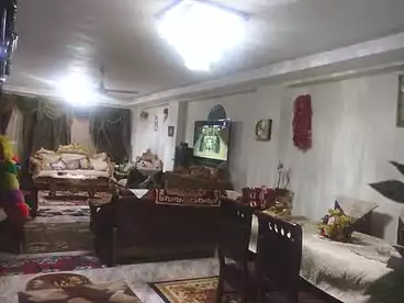 شقق للبيع في اللبيني، الهرم، 200 متر