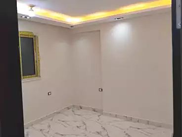 شقق للبيع - 3 غرف - بالدور 1