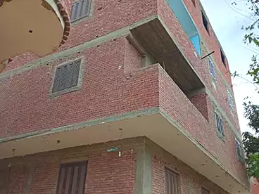 House / Home For sale - 4 rooms