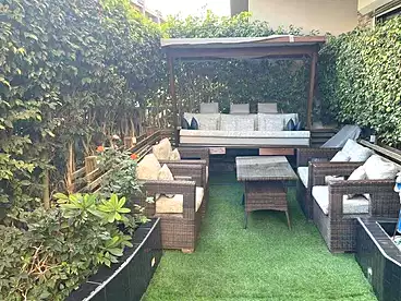 Apartments For sale - 4 rooms - floor 1