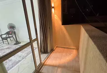 شقق للبيع - 3 غرف - بالدور 8