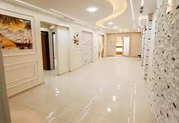 شقق للبيع - 3 غرف - بالدور 4