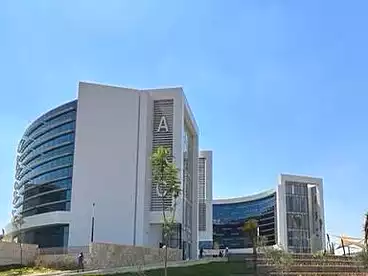 مكاتب للإيجار - 7 غرف - بالدور 1