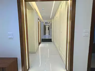 Apartments For sale in El Maahad St., Neighborhood 1st, 200 sqm