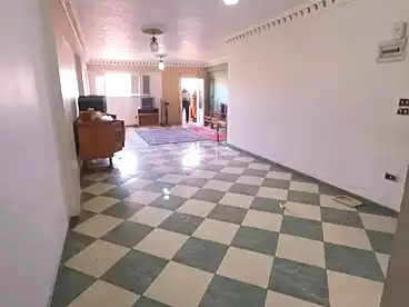عقارات للبيع - 3 غرف - بالدور 15