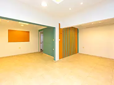عقارات للبيع - 2 غرف - بالدور 1