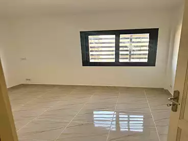 شقق للإيجار - 3 غرف - بالدور 2