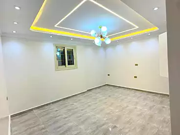 روف للبيع - 3 غرف - بالدور 8