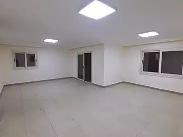 Administrative For rent - 4 rooms - floor 6