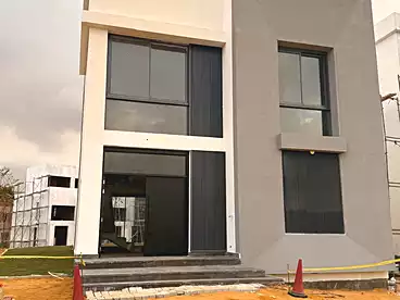 تاون هاوس للبيع - 5 غرف