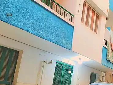 Building For sale - 4 rooms