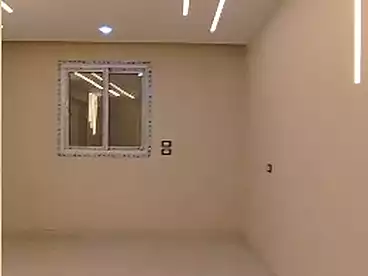 عقارات للبيع - 3 غرف - بالدور 10