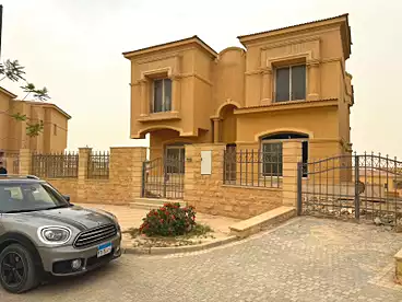 Villas For sale - 6 rooms