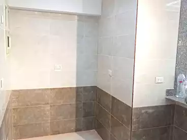Apartments For sale - 3 rooms - floor 1