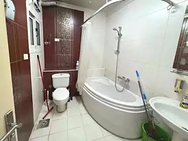 شقق مفروشة للبيع - 3 غرف - بالدور 7