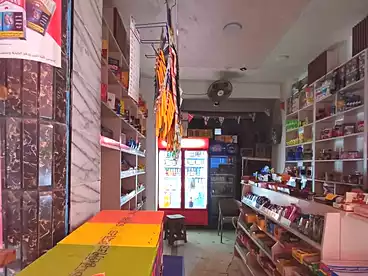 تجاري للإيجار - بالدور 0