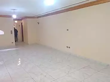 عقارات للبيع - 3 غرف - بالدور 9