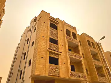 شقق للبيع - 2 غرف - بالدور 1