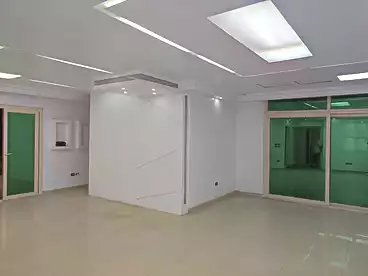 Administrative For rent - 20 rooms - floor 1