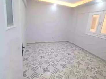 شقق للبيع - 3 غرف - بالدور 2