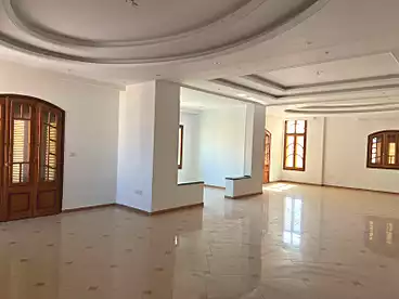 شقق للإيجار - 4 غرف - بالدور 2
