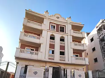 Apartments For sale - 3 rooms - floor 1