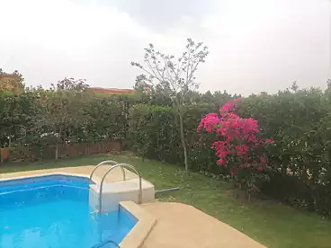 فيلا منفصلة للبيع - 4 غرف