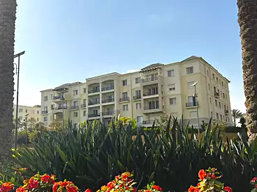 شقق للإيجار - 4 غرف - بالدور 1