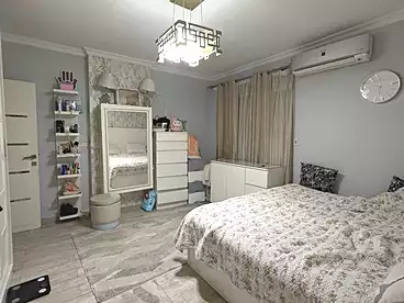 شقق للبيع - 2 غرف - بالدور 5