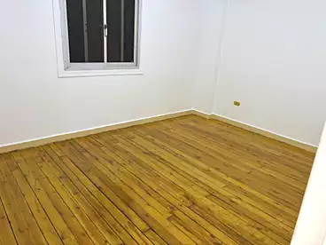 Apartments For sale - 2 rooms - floor 8