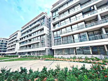 Apartments For sale - 3 rooms - floor 1