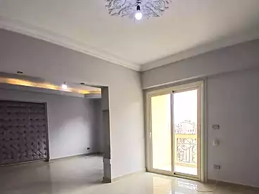 شقق للبيع - 3 غرف - بالدور 11