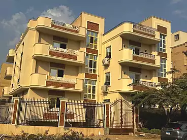 Apartments For sale - 6 rooms - floor 0