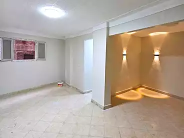 Apartments For sale - 2 rooms - floor 5
