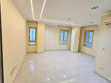 Administrative For rent - 3 rooms - floor 5