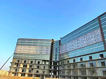 مكاتب للبيع - 1 غرف - بالدور 11