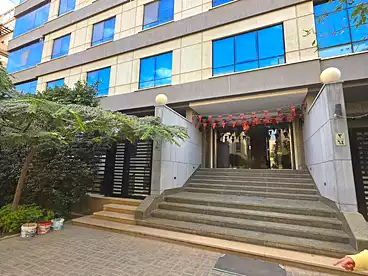 Administrative For rent - 6 rooms - floor 2