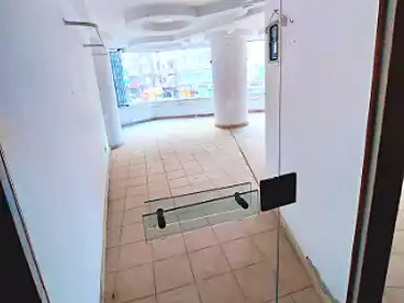 Commercial For sale - floor 1