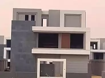 فيلا منفصلة للبيع - 5 غرف