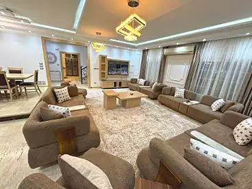 عقارات للإيجار - 4 غرف