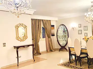 شقق للبيع - 4 غرف - بالدور 1
