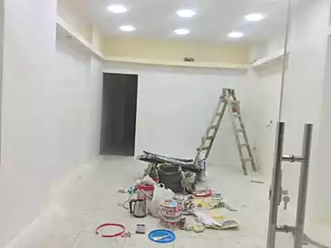 تجاري للبيع في اللبيني، فيصل، 70 متر