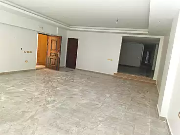 Apartments For sale - 3 rooms - floor 1