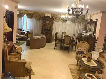شقق للبيع - 3 غرف - بالدور 1
